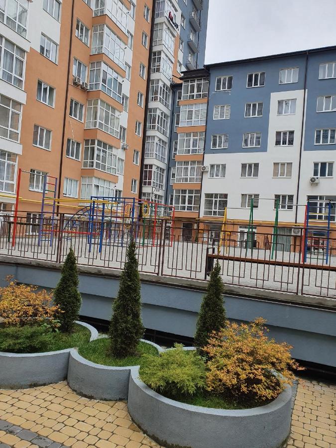 True In The City Center Івано-Франківськ Екстер'єр фото