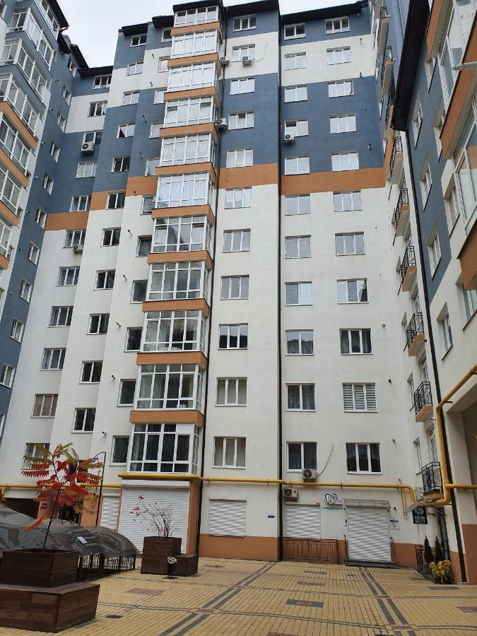 True In The City Center Івано-Франківськ Екстер'єр фото